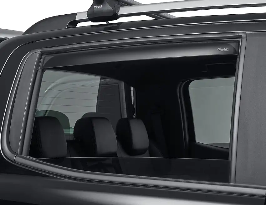 Ranger 01/2012-06/2022 ClimAir®* Déflecteurs d’air pour vitres de port