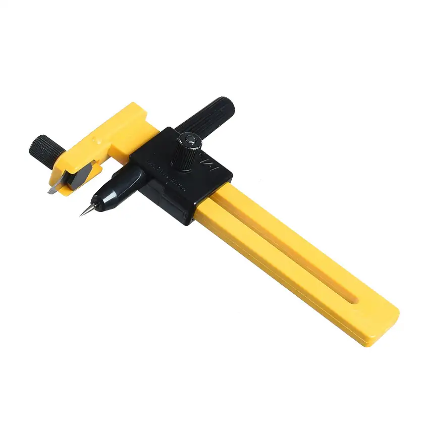 Couteau circulaire OLFA CMP-1 avec 5 lames