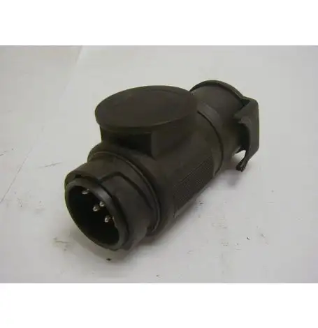 ADAPTATEUR  13B FICH/7 BR SOC PRISE EN UN SEUL BOC