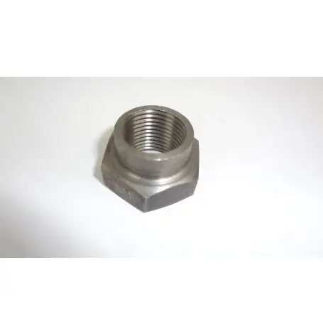 ECROU FUSEE 18MM  GKN  AV REBORD A PLIER