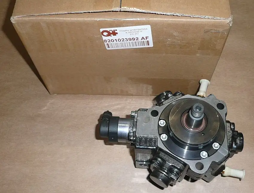Original Pompe à injection RENAULT GRAND SCENIC MEGANE SCENIC 2.0 DCI 8201023992 AF