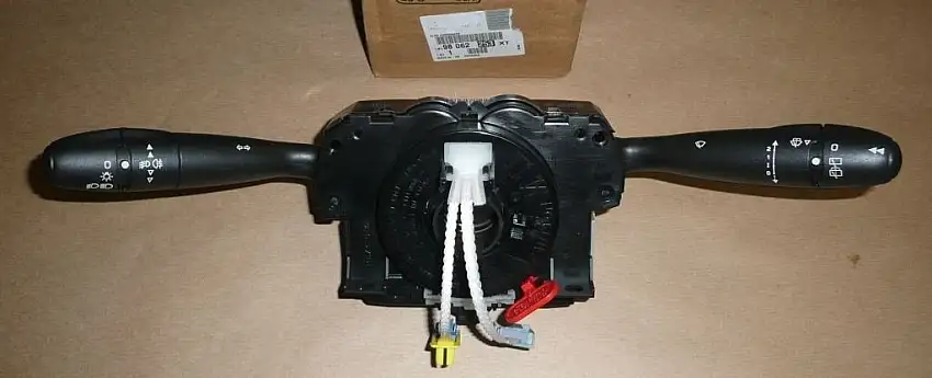 Original COMMANDE COMMODO PHARE CLIGNOTANTS pour CITROEN BERLINGO III , 98062253XT
